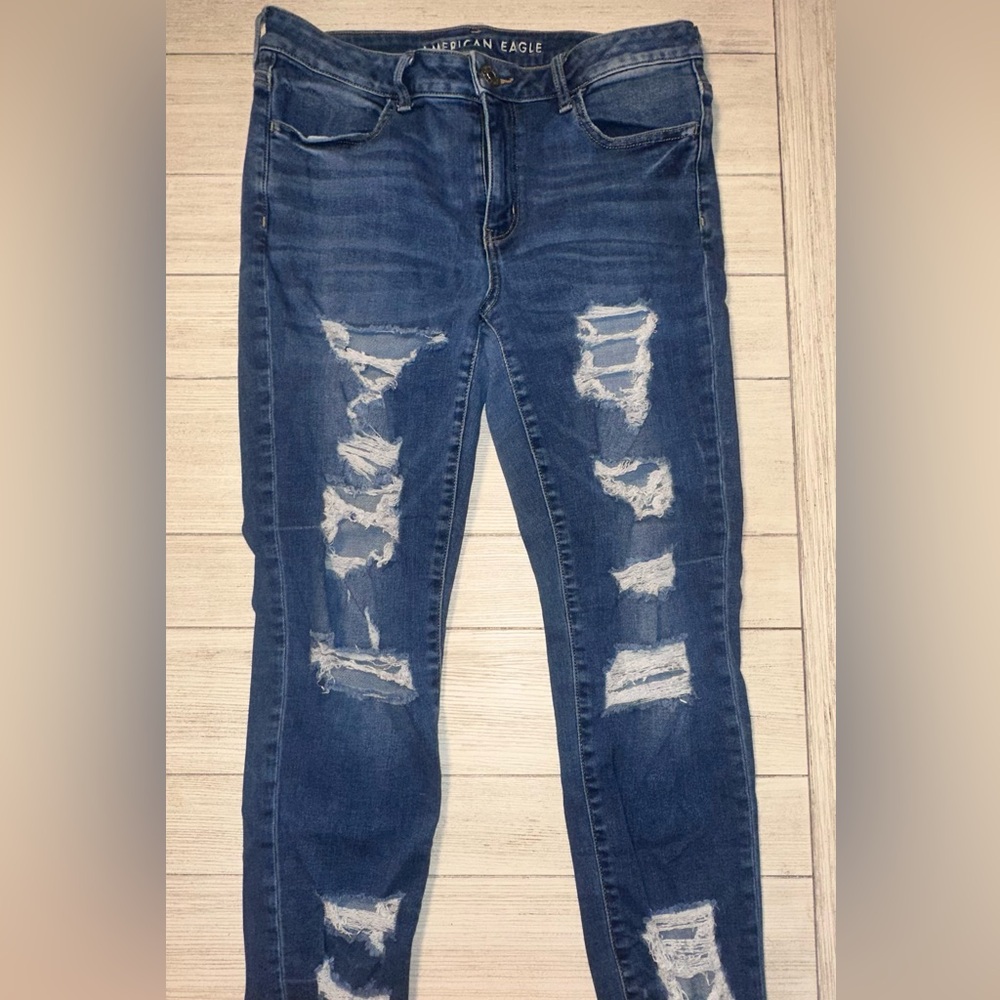 ***SOLD***American Eagle Outfitters Next Level Stretch Jegging Crop